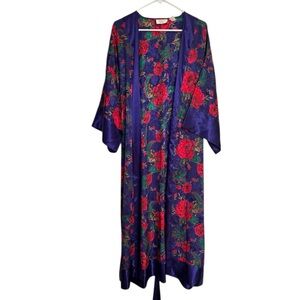 Victoria’s Secret Gold Tag Floral Robe Size M/L